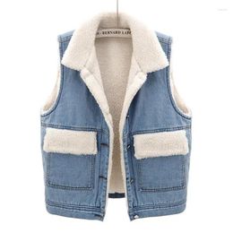 Women's Vests Autumn Winter Lamb Wool Denim Vest Waistcoat Add Velvet Thick Sleeveless Casual Jeans Jacket Outerwear Female Tops 5XL