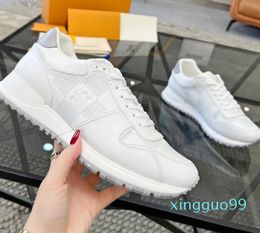 designer trainers Casual Sneakers shoes Brand Sneakers Men High Quality Thick Bottom Leather lattice Shoes Black white.