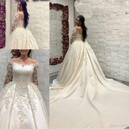 affascinanti abiti da sposa in raso di pizzo arabo saudita illusione maniche lunghe scollo a V applique abiti da sposa treno della cattedrale abito da sposa taglie forti