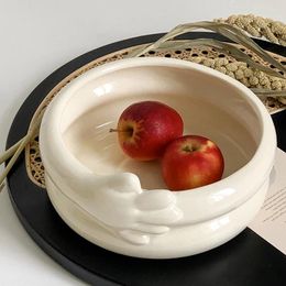 Plates Epikto-Nordic Creative Ceramic Embrace Plate Ins Snack Fruit Storage Living Room Decorations Home Decoration