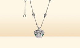 Necklaces & Pendants Jewellery fashion Green Crystal Head Pendant Necklace Suitable For Ladies Wedding Jewellery Csm9603761