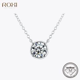 Necklaces ROXI 1CT Round Shiny diamond Moissanite Pendant Neckalce For Women 925 Sterling Silver Clavicle Chain Choker Party Fine Jewelry