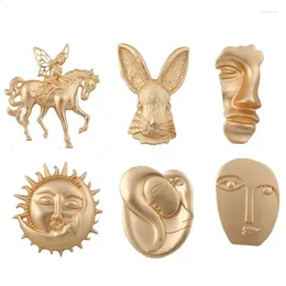 Brooches FFLACELL 2024 Vintage Fashion Metal Golden Abstract Face Horse Sun Moon Brooch For Women Girls Gift Party Bijoux