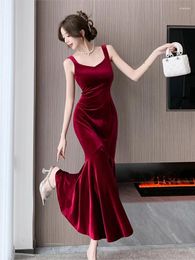 Casual Dresses Sexy Backless Slip Velvet Midi Women's Autumn Winter Elegant Party Prom Dress Female Sleeveless Pleated Mermaid Clothing