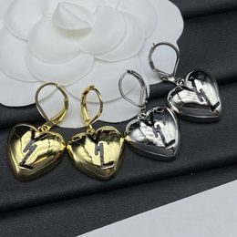 Women Love Earrings Designer Stud Earring Fashion Gold S Letters Silver Hoops for Mens Brands Jewellery Luxurys Heart Studs with Box