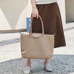 Custom Handbag Shoulder Bag Large Capacity High Quality Urban Style Laptop Compartment Nylon Bag Women Tote Bag