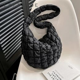 Casual Big Underarm Shoulder Bags Designer Handbag Women Hobo Bag Korean Fashion Trend Armpit Nylon Quilted 240111