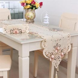 Table Cloth Classical Embroidered Runner Tablecloth Vintage Floral Lace Tassel Home Party Wedding Dinner Decor