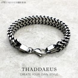 Geometric Design Men Chain Link Bracelet With Lobster ClaspTitanium Steel Figaro Ancient Maya Classic Gift 240110