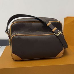 Men Crossbody Bag Women Handbag Purse Pvc Leather Removable Wide Strap Fashion Letters Silver Hardware Shoulder Postman'S Bags
