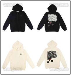 Designer Luxury Cdgs Classic Hoodie Autumn And Winter Fashion Play Love Printing Christmas Mens And Womens Couples Hooded Sweater 4728934