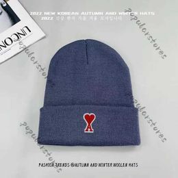 Beanie Luxury Ami Knit Hat for Women Designer Beanie Cap Sweater Hat for Men Cycling Warm Couple Ski Cold Hat Time Limited QJHR