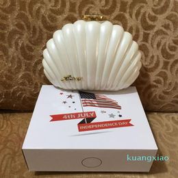 2022 designer handbags Black and white shell clutch wallet Pearl chain Dinner Bags women VIP gift bag Independence Day gift box296Y