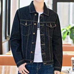 Denim Jackets Man Black Short Jeans Coat for Men Casual Slim Button G in Original Korea Winter Oversize Size L Outwear Large 240110