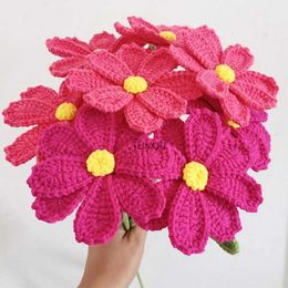 Other Arts and Crafts New Finished Hand-Knitted Big Flower Bouquet Handmade Crochet Fake Flowers for Wedding Party Home Table Decoration Xmas Gifts YQ240111