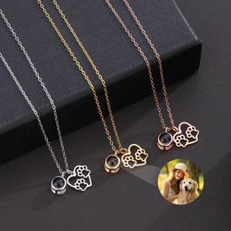 Necklaces Memorial Pets Custom Photo Projection Necklace For Women Love Dog Claw Pendant Jewellery Accessories Family Memory Personalit Gift