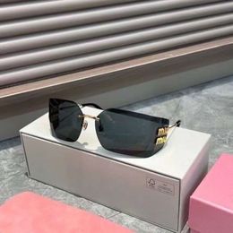 Desginer Miui Sunglass New Large Frame Womens Sunglasses Polarised High Definition Box Fourleaf