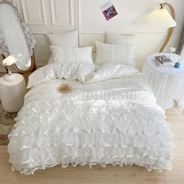 40S Satin Jacquard Cotton Princess Wedding Bedding Set Multilayer Lace Duvet Cover Quilt Bed Comforter Skirt 240112