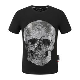 PLEIN BEAR T SHIRT Mens Designer Tshirts Brand Clothing Rhinestone PP Skulls Men T-SHIRT ROUND NECK SS SKULL Hip Hop Tshirt Top Tees 16803