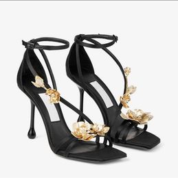 2024 Summer Luxury Brand Women Zea Black Satin Sandals Shoes With Gold Metal Flowers Square Toe High Heels Party Wedding Lady Gladiator Heel Sandalias EU35-41 With Box