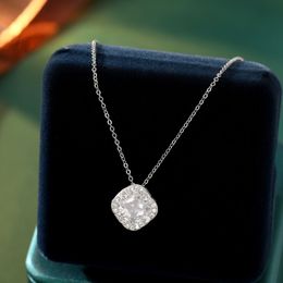 4/four Clover Zircon Pendant Necklace Micro Set Colourful 3A Zircon Necklace Europe Charm Women Lucky Grass Flower Collar Chain Jewellery Valentine's Day gift SPC