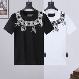 PLEIN BEAR T SHIRT Mens Designer Tshirts Brand Clothing Rhinestone PP Skulls Men T-SHIRT ROUND NECK SS SKULL Hip Hop Tshirt Top Tees 16725