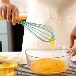 Manual Silicone Egg Beater 10 inch Handheld Kitchen Mixer Wooden Handle Household Baking Accessories Egg Tools Q878