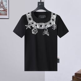 PLEIN BEAR T SHIRT Mens Designer Tshirts Brand Clothing Rhinestone PP Skulls Men T-SHIRT ROUND NECK SS SKULL Hip Hop Tshirt Top Tees 16726