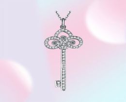 Key Sweater Chain For Women039s White Gold Necklace Luxury Niche Design Jewelry Famous Holiday Gift T Brand24552357389497