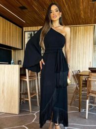 Casual Dresses 2024 Solid Women's One-Shoulder Sexy Lady Long Skirt Slit Ruffled Tassel Swing Evening Dress