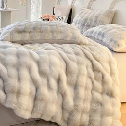 Bed Linen Faux-Rabbit Flannel Duvet Cover for Bedding Plush Velvet Comforter Sets Quilt Cover Nordic Sling Girls Warm Blankets 240111