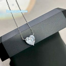 Luxury Pendant Necklace Top S925 Sterling Silver Shinning Heart Big Zircon Charm Short Chain Choker For Women Wedding Jewelry