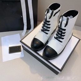 Women Designer Ankle Boots Ins Fashion Round Toe Leather Thick Heels Lace-up Martin Boots Short Platform Boots European and American
