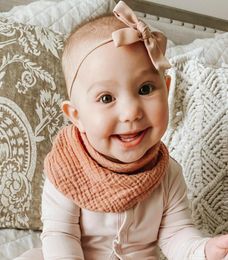 15629 Infant Baby Cotton Gauze Scarf Bib Double Drool Scarf Adjustable Triangle Organic Baby Bandana Scarves Bibs with Snaps3370318