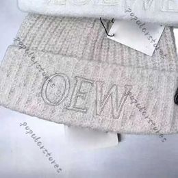 Beanie Hat Luxury Designer Beanie Winter Men and Women Fashion Triangle Letters Design Knit Hats Fall Woollen Cap Geometric Unisex Warm Hat