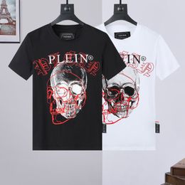 PLEIN BEAR T SHIRT Mens Designer Tshirts Brand Clothing Rhinestone PP Skulls Men T-SHIRT ROUND NECK SS SKULL Hip Hop Tshirt Top Tees 16710