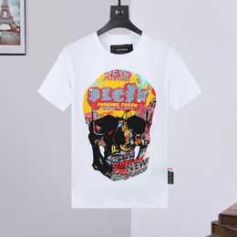 PLEIN BEAR T SHIRT Mens Designer Tshirts Brand Clothing Rhinestone PP Skulls Men T-SHIRT ROUND NECK SS SKULL Hip Hop Tshirt Top Tees 16721