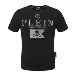 PLEIN BEAR T SHIRT Mens Designer Tshirts Brand Clothing Rhinestone PP Skulls Men T-SHIRT ROUND NECK SS SKULL Hip Hop Tshirt Top Tees 16791