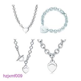 R50n Pendant Necklaces New Designer Jewellery 925 Sterling Silver European Stylekey Return to Heart Love Brand Necklace Bracelets for Women Chain Neckl