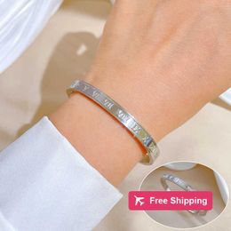 Bangle Luxury Designer Elegant Gold and Silver Bracelet Fashion Women's Bracelet INS wind luxury titanium bracelet minimalist Special Design Jewellery Quality OED1