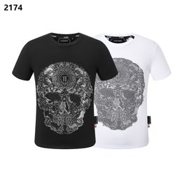 PLEIN BEAR T SHIRT Mens Designer Tshirts Brand Clothing Rhinestone PP Skulls Men T-SHIRT ROUND NECK SS SKULL Hip Hop Tshirt Top Tees 16808