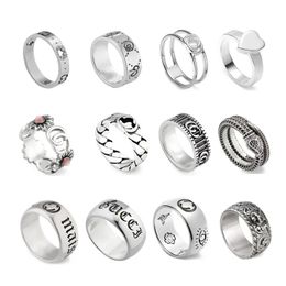 Klasik çocuk tasarımcı yüzüğü çift-g şekil gümüş çiftler kız yüzüğü hayalet kafatası lüks yüzük kaplama vintage gümüş mektup moda unisex mücevher