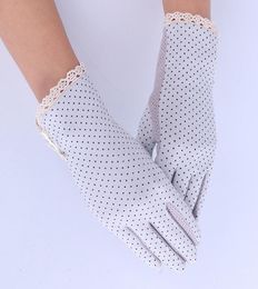 Five Fingers Gloves Women Sun Protection Glove Fashion SummerAutumn Driving Slipresistant Sunscreen Golves For Lady2177632