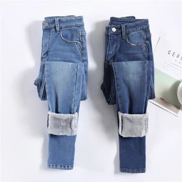 Women Thermal Jeans Winter Snow Warm Plush Stretch Jeans Lady Skinny Thicken Fleece Students Pants Female Retro Blue Trousers 240111