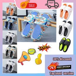 Free shipping Designer Casual Platform Slides Clogs Slippers Woman wear-resistant anti slip Grey Rubber breathable soft soles Flat Summer Beach Slipper