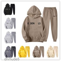 Ess Designers Tracksuit Hooded Tracksuits Loose Suit Letter Printing Big Name Luxury Sports Garment Two Piece Men and Women Wear the Same Clothes UFCQ 7WRK