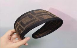 Designer Letters Printing Headbands for Women Retro Wide Edge Cloth Hair Hoop Outdoor Sports Turban Headwrap Accessories3023818