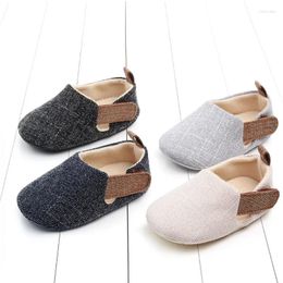 First Walkers Wholesale 2210: Spring/summer Baby/toddler Shoes Non-slip Cloth For 0-1 Year Olds.