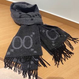 Kadın Yumuşak Gelişmiş Çalı Kumaşlar Mektubu Kaşmir Lüks Tanınma Tasarımcı Yün Hicab Eşarpları Üst Süper Saf Ezilmiş Erkek Eşarp Uzun Basılı Şal G Scarf