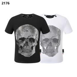 PLEIN BEAR T SHIRT Mens Designer Tshirts Brand Clothing Rhinestone PP Skulls Men T-SHIRT ROUND NECK SS SKULL Hip Hop Tshirt Top Tees 16802